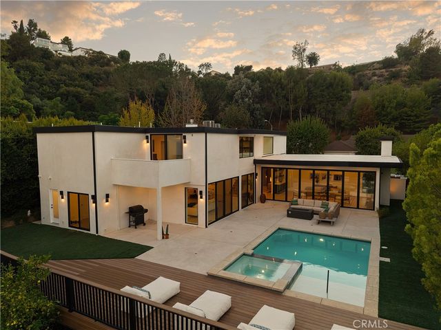 3516 Terrace View Drive, Encino, CA 91436