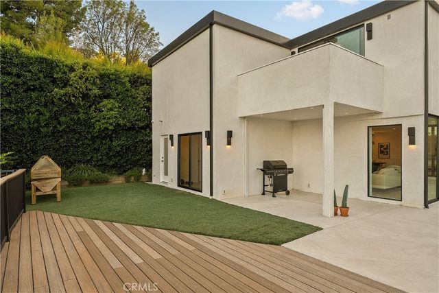 3516 Terrace View Drive, Encino, CA 91436