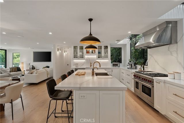 3516 Terrace View Drive, Encino, CA 91436
