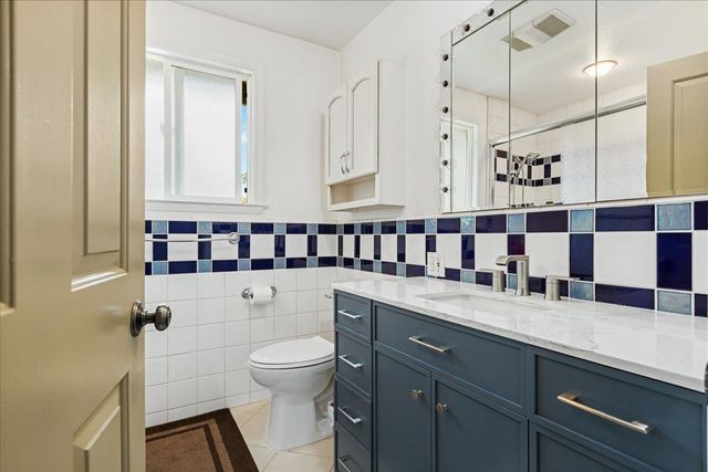 12242 Woodacre Rd, Grass Valley, CA 95949