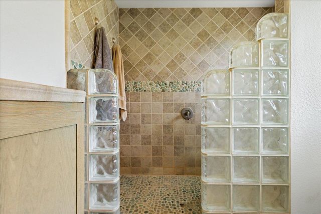 12242 Woodacre Rd, Grass Valley, CA 95949