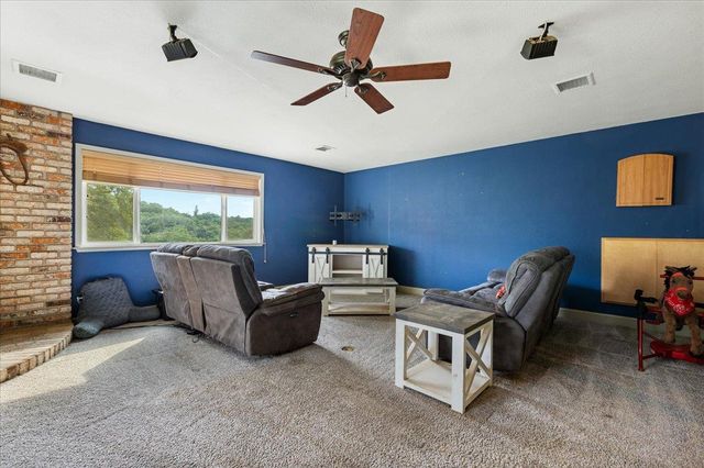 12242 Woodacre Rd, Grass Valley, CA 95949