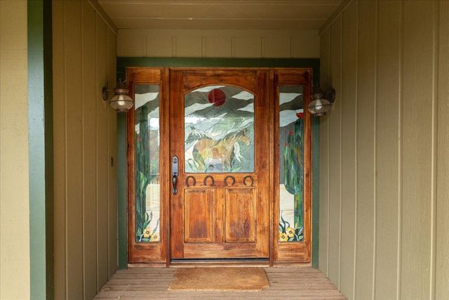 12242 Woodacre Rd, Grass Valley, CA 95949