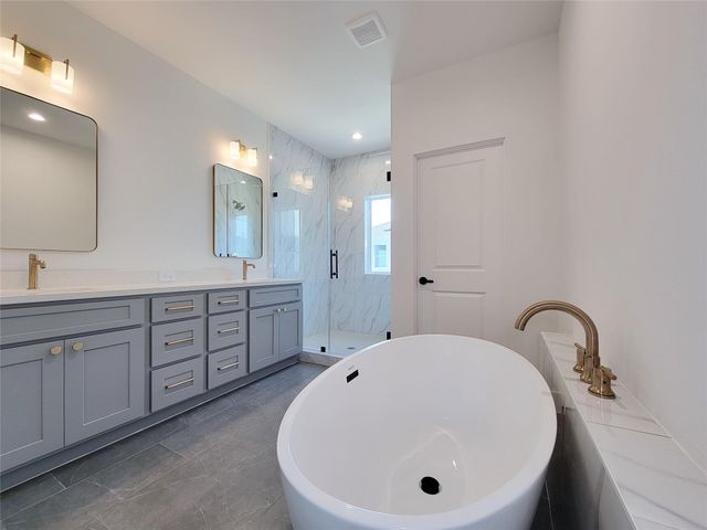 7705 Earl Rudder Way, Houston, TX 77055