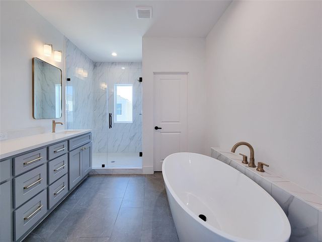 7705 Earl Rudder Way, Houston, TX 77055