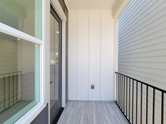 7705 Earl Rudder Way, Houston, TX 77055