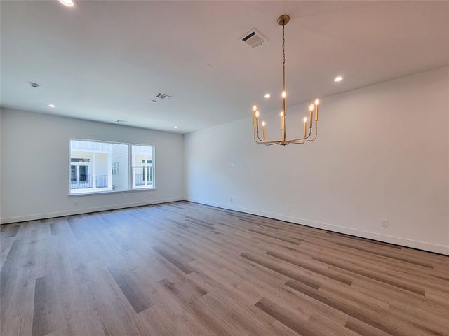 7705 Earl Rudder Way, Houston, TX 77055