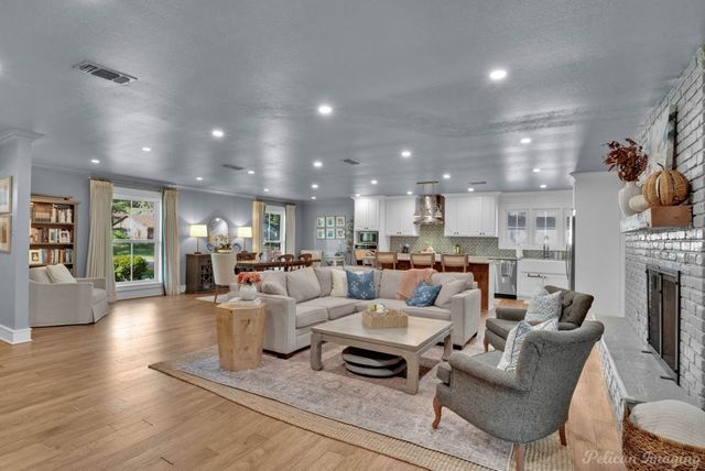 637 Ashbourne Drive, Shreveport, LA 71106