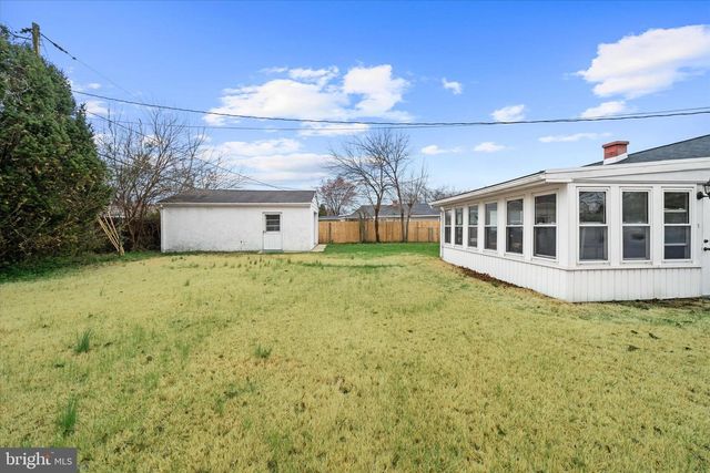 101 N BROWNLEAF RD, Newark, DE 19713