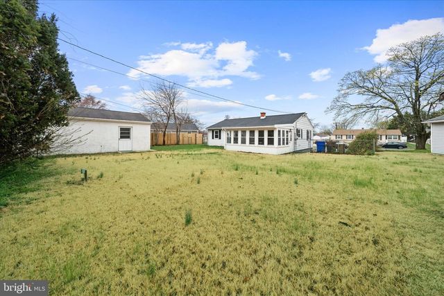 101 N BROWNLEAF RD, Newark, DE 19713