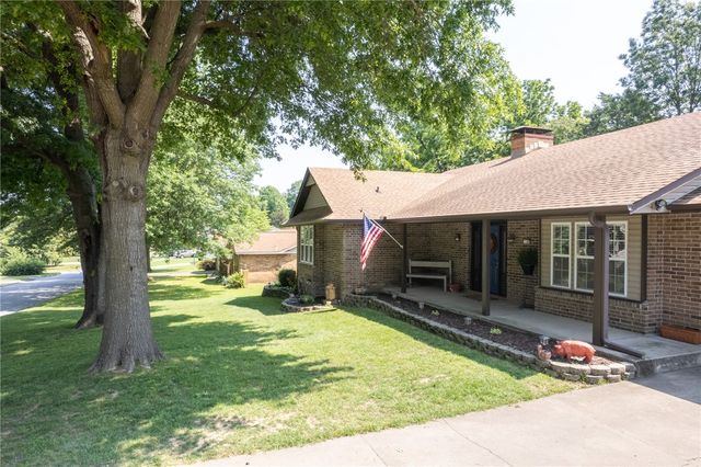 1503 Camino Real Street, Springdale, AR 72762