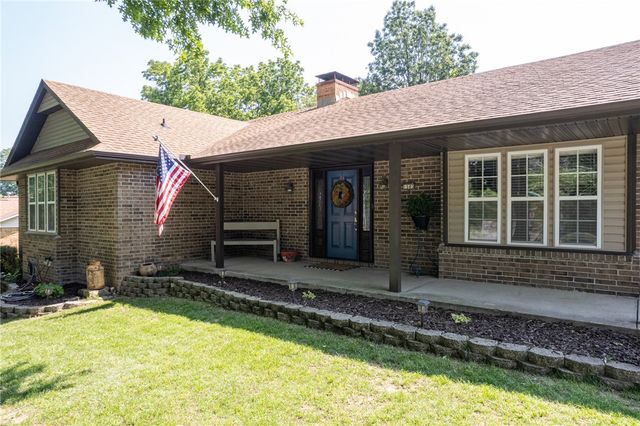 1503 Camino Real Street, Springdale, AR 72762