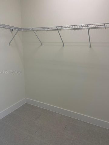 8167 NW 41 St 407, Doral, FL 33166