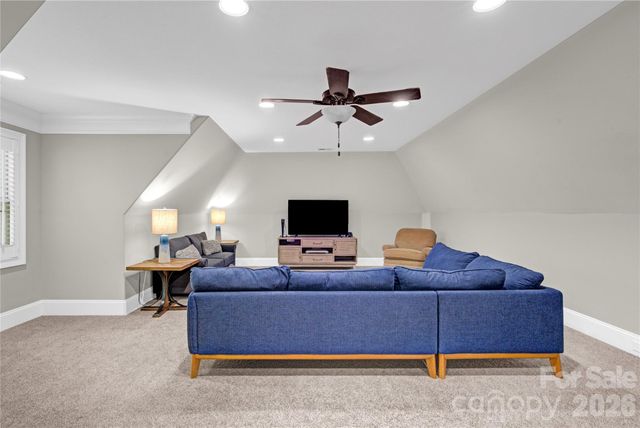 147 Castle Drive, Mooresville, NC 28117