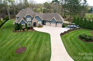 147 Castle Drive, Mooresville, NC 28117