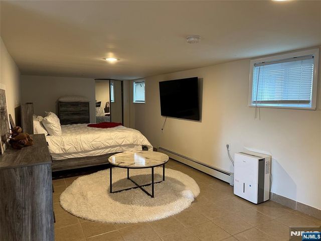 19 1st Street, Lodi, NJ 07644