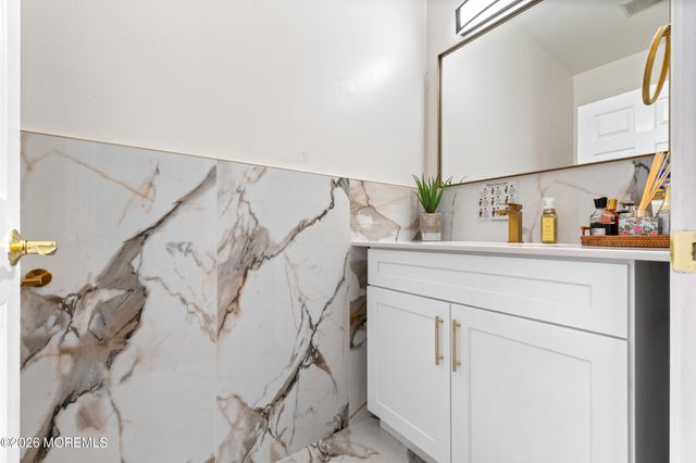 104 Autumn Road, Matawan, NJ 07747