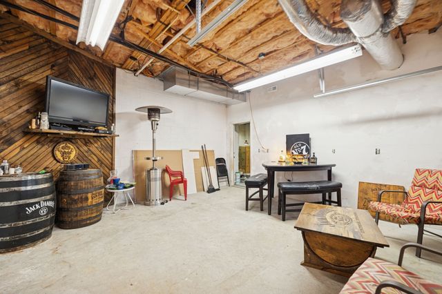 516 Rhotons Chapel Rd, Manchester, TN 37355