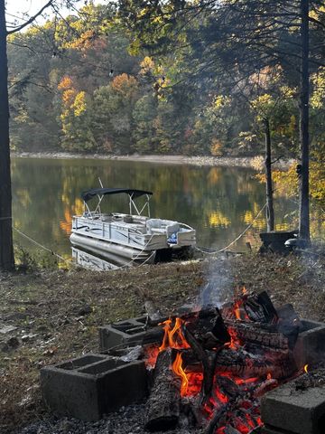 516 Rhotons Chapel Rd, Manchester, TN 37355