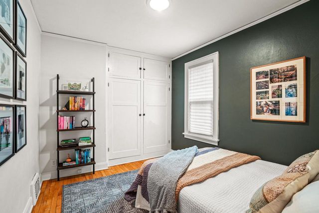 3936 N Frederick AVENUE, Shorewood, WI 53211