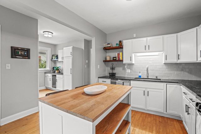 3936 N Frederick AVENUE, Shorewood, WI 53211