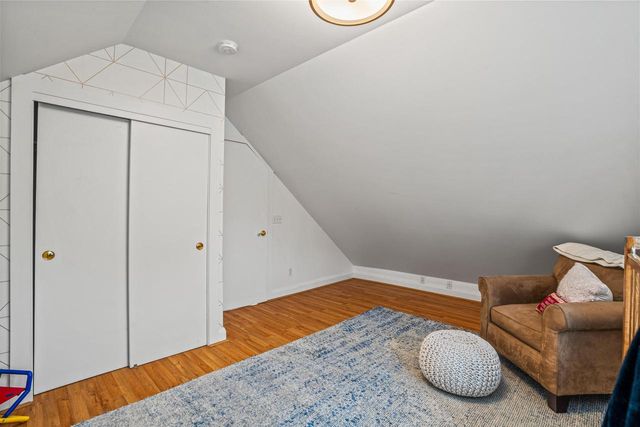 3936 N Frederick AVENUE, Shorewood, WI 53211