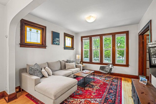 3936 N Frederick AVENUE, Shorewood, WI 53211