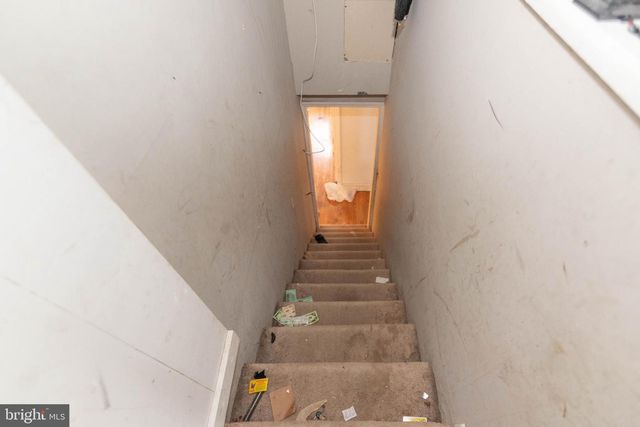 8109 HILLENDALE RD, Baltimore, MD 21234