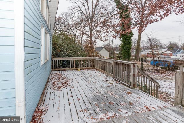 8109 HILLENDALE RD, Baltimore, MD 21234