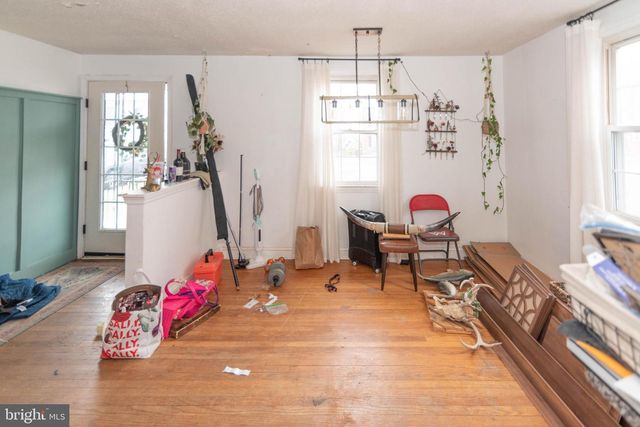 8109 HILLENDALE RD, Baltimore, MD 21234