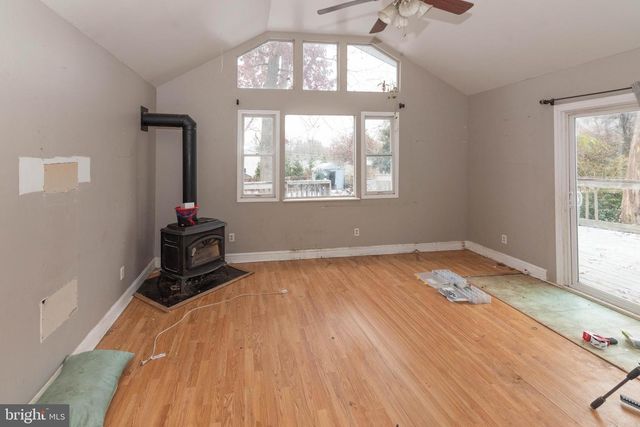 8109 HILLENDALE RD, Baltimore, MD 21234