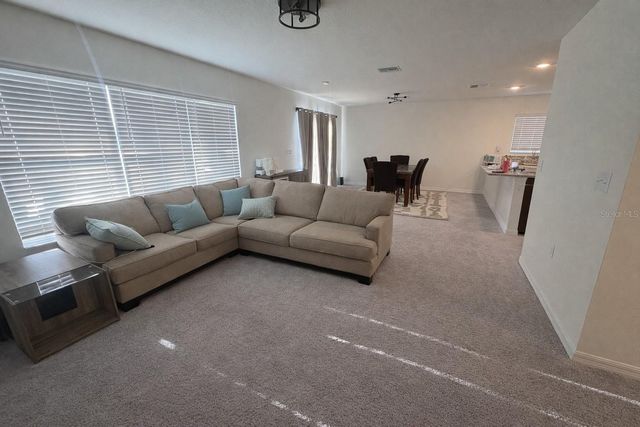 8328 WILDER PINES AVENUE, Lakeland, FL 33809