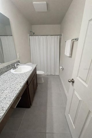 8328 WILDER PINES AVENUE, Lakeland, FL 33809