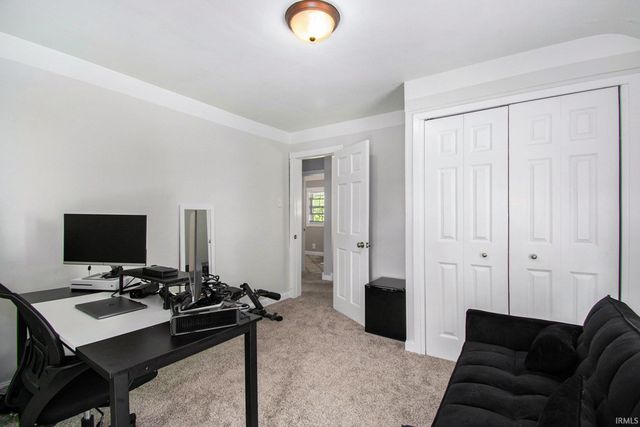 215 Kenyon Avenue, Elkhart, IN 46516