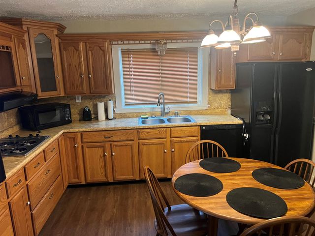 4 Roby Street, 4, Malone, NY 12953