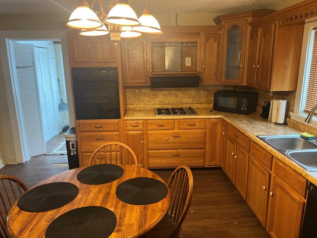 4 Roby Street, 4, Malone, NY 12953