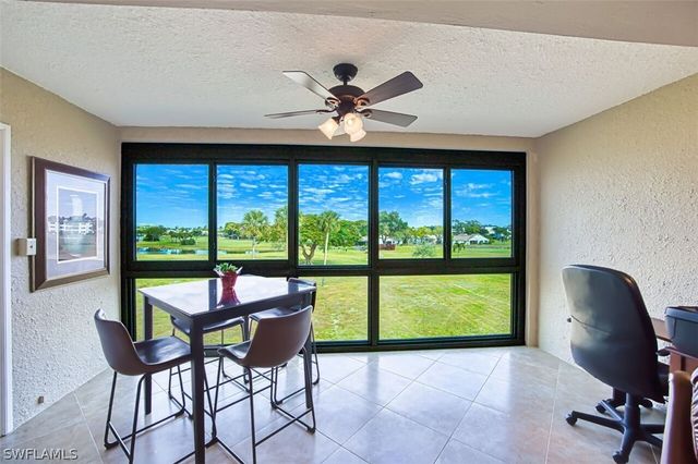 7402 Lake Breeze DR 305, Fort Myers, FL 33907