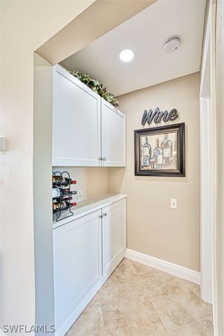 7402 Lake Breeze DR 305, Fort Myers, FL 33907