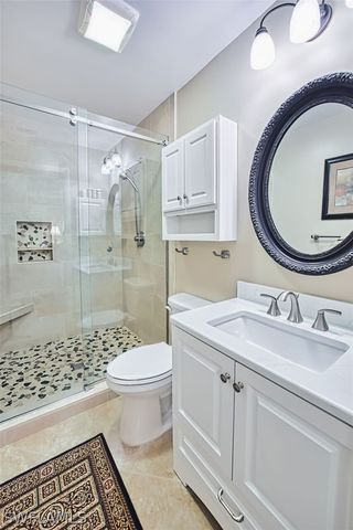 7402 Lake Breeze DR 305, Fort Myers, FL 33907