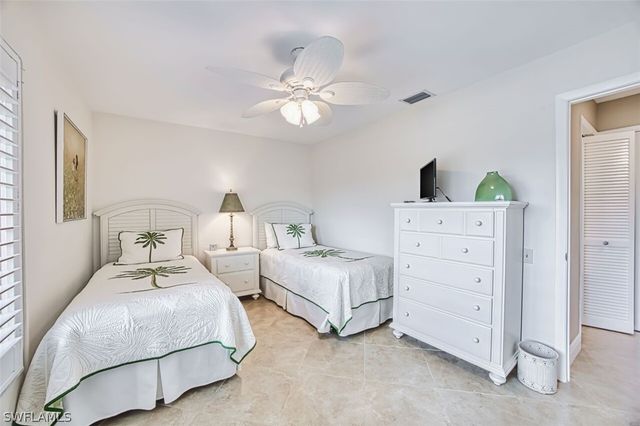 7402 Lake Breeze DR 305, Fort Myers, FL 33907