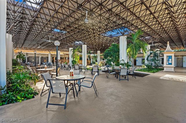 7402 Lake Breeze DR 305, Fort Myers, FL 33907