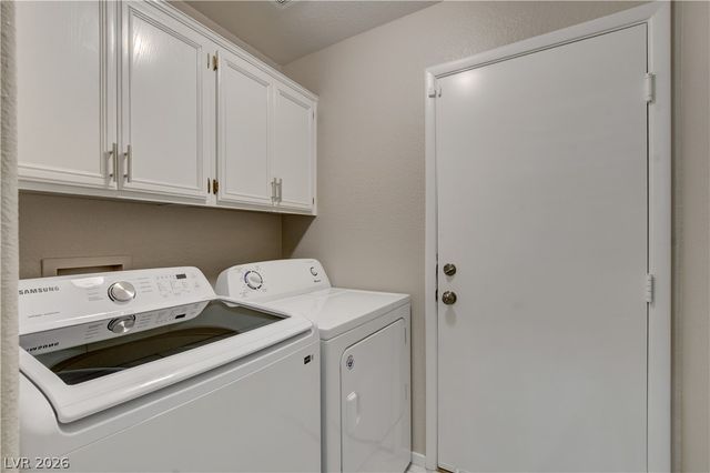 3300 Oeste Vista Street, Las Vegas, NV 89129