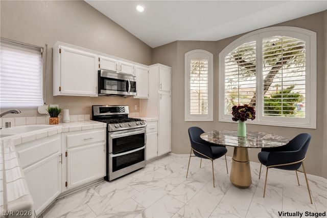 3300 Oeste Vista Street, Las Vegas, NV 89129