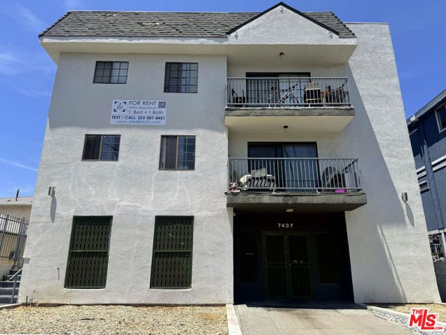 7437 Haskell Avenue, Van Nuys (los Angeles), CA 91406