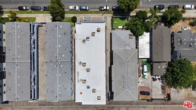 7437 Haskell Avenue, Van Nuys (los Angeles), CA 91406