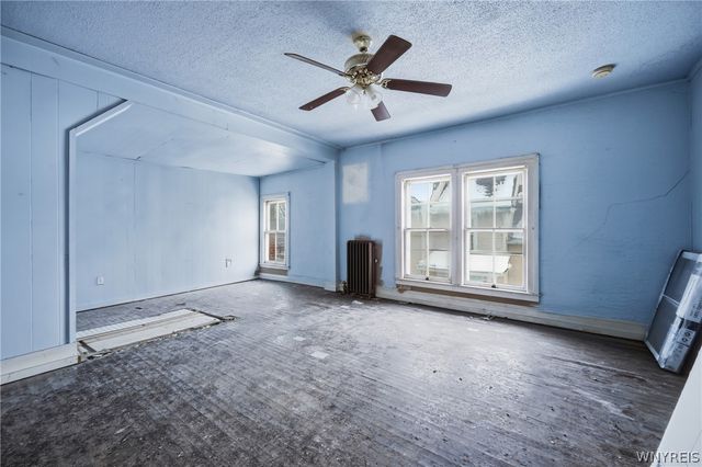 195 Prospect Street, Lockport City, NY 14094