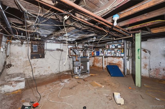 195 Prospect Street, Lockport City, NY 14094