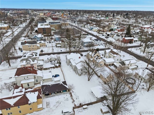 195 Prospect Street, Lockport City, NY 14094