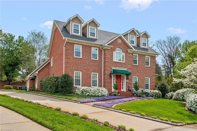 1718 Farnsworth Court, High Point, NC 27262
