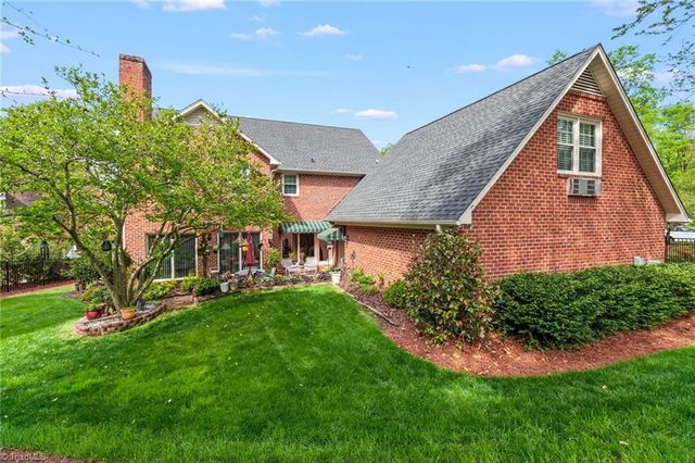 1718 Farnsworth Court, High Point, NC 27262